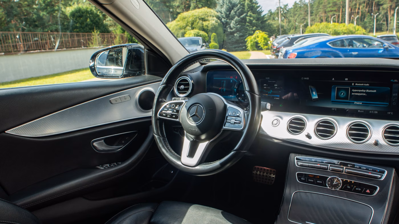 Mercedes-Benz E-Класс фото 13