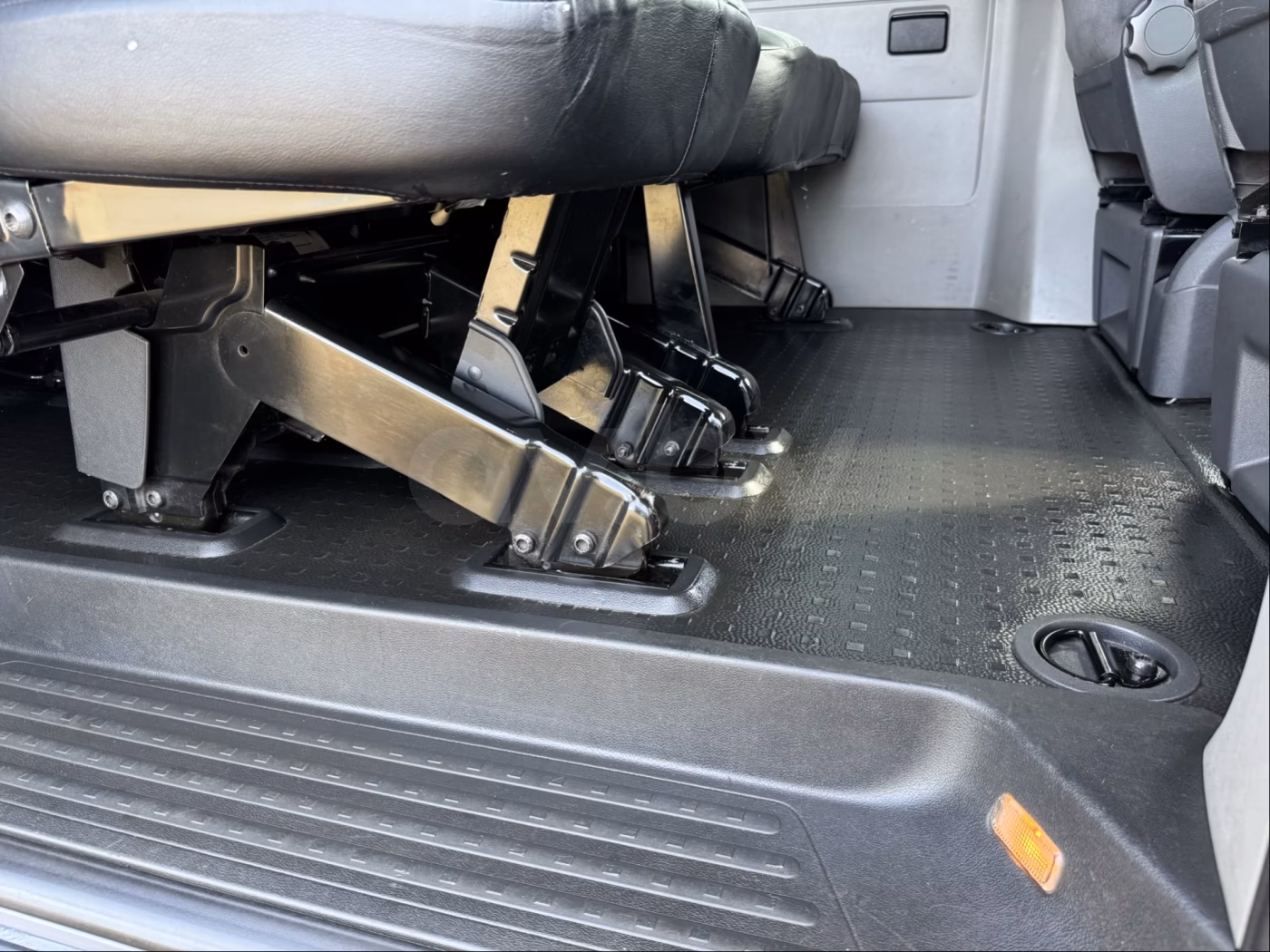 Volkswagen Caravelle фото 22