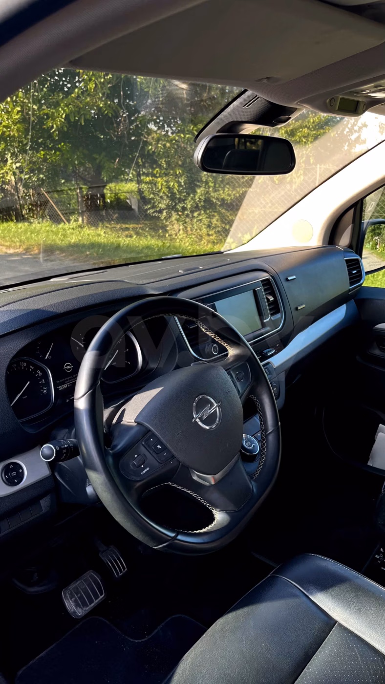 Opel Zafira Life фото 21