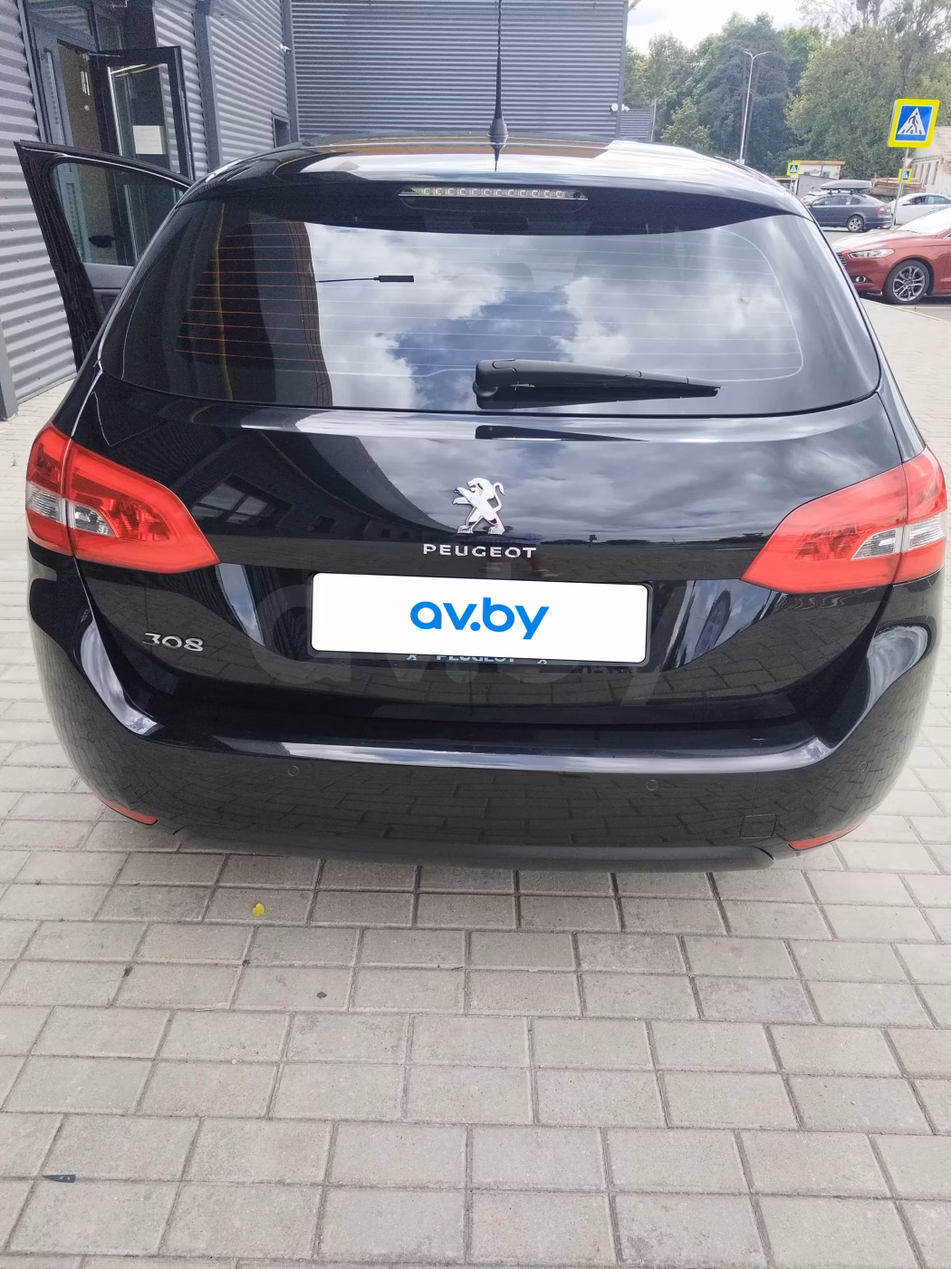 Peugeot 308 фото 3