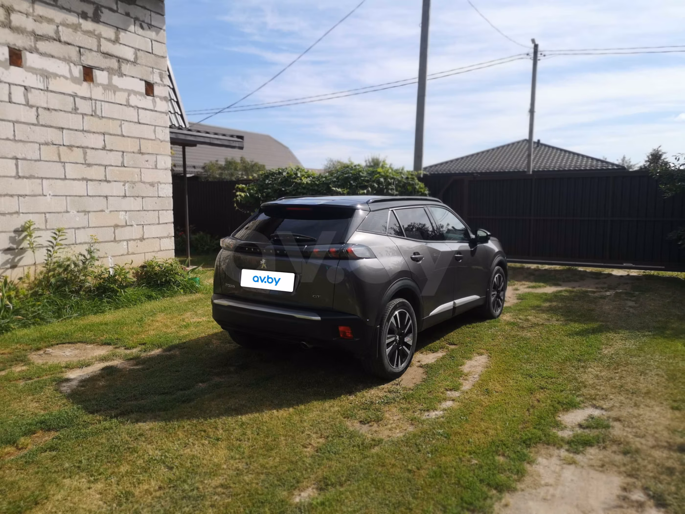 Peugeot 2008 фото 7