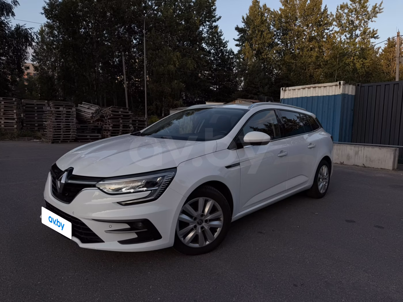 Renault Megane фото 2