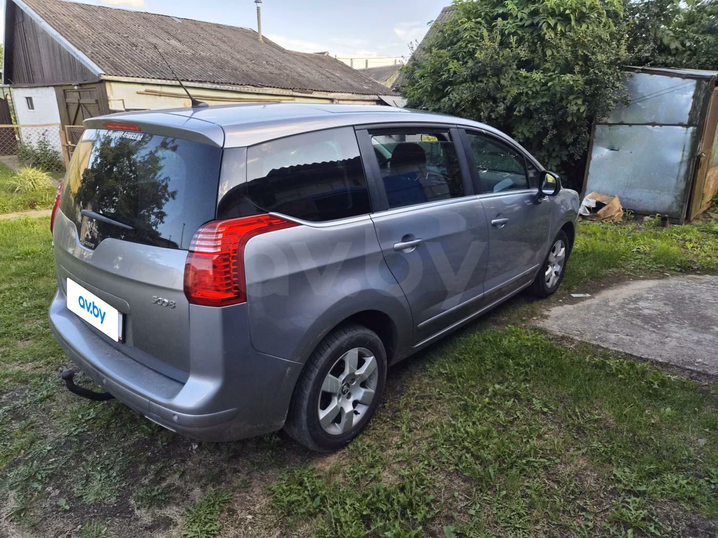 Peugeot 5008 фото 3