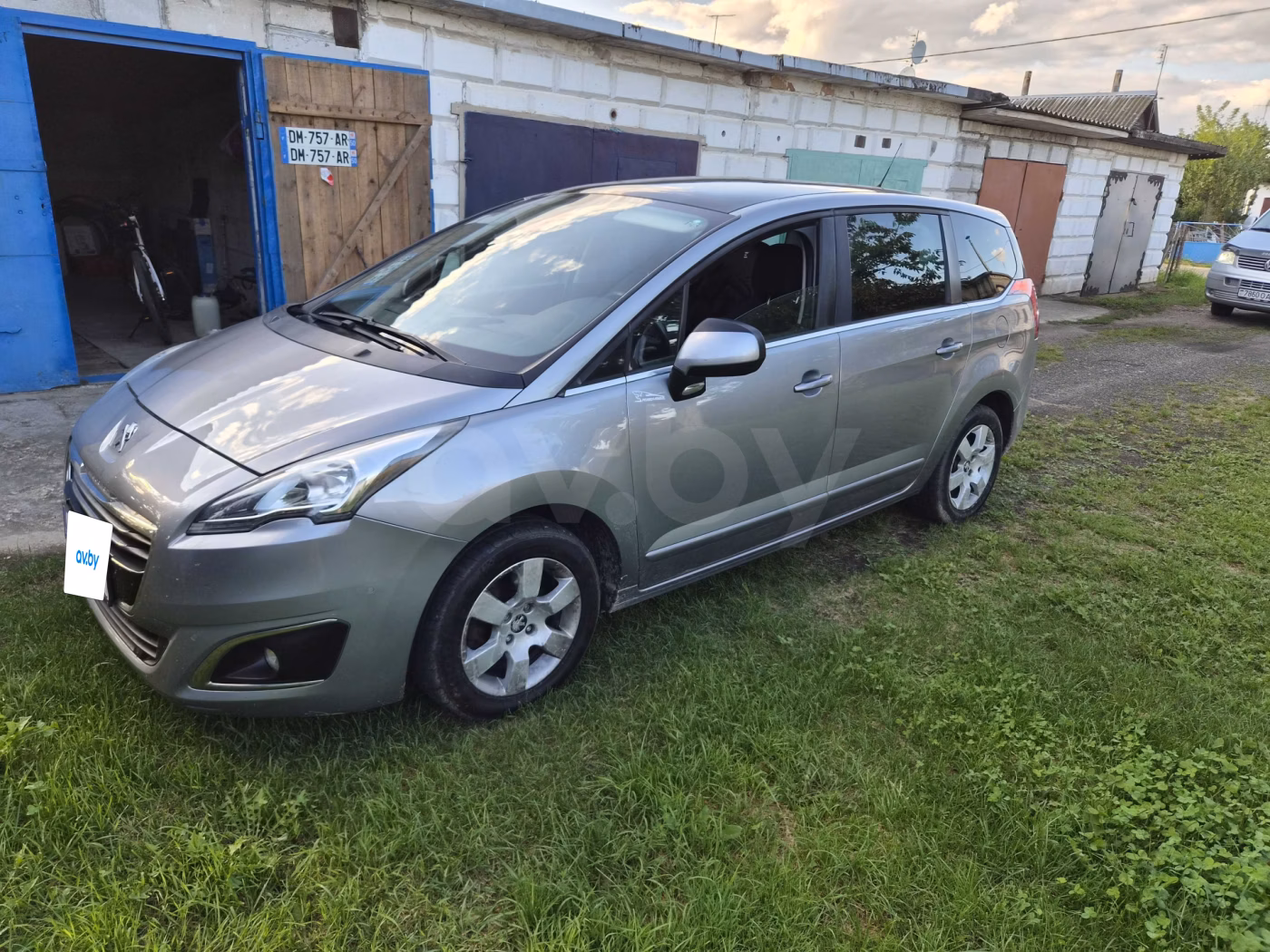 Peugeot 5008 фото 4
