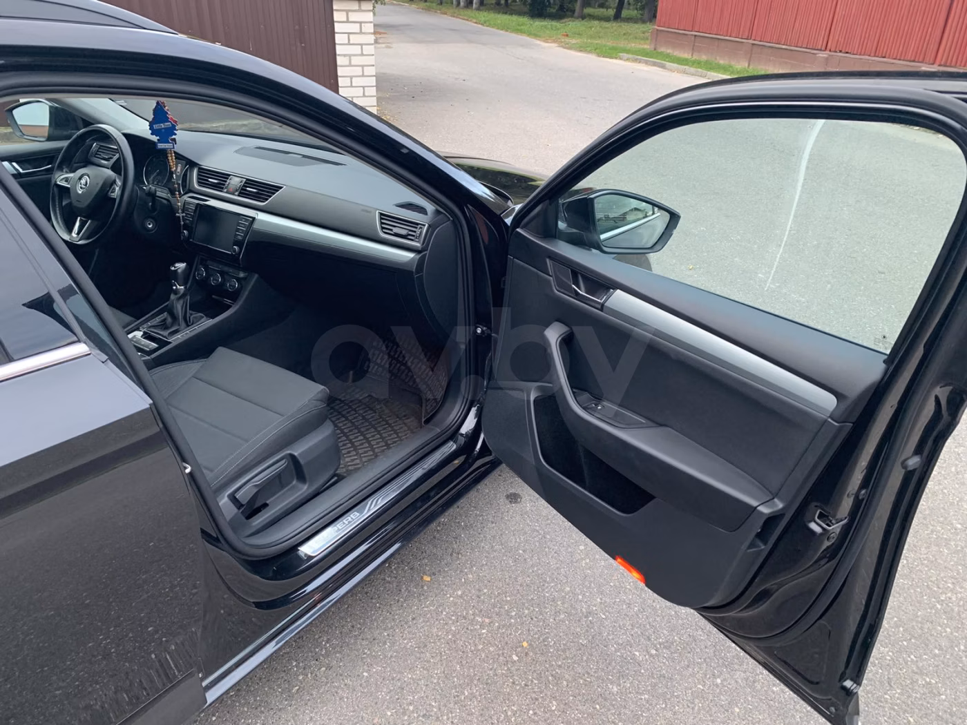 Skoda Superb фото 15