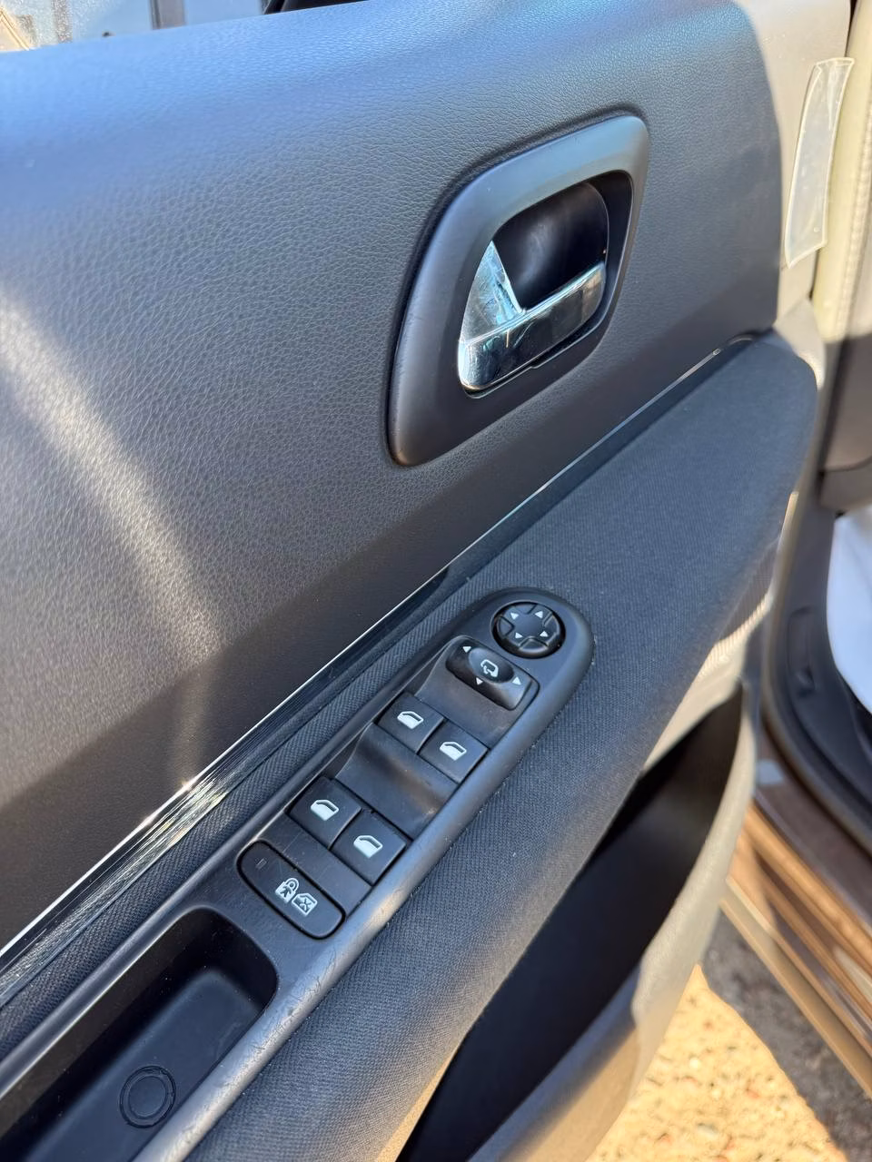 Peugeot 3008 фото 12