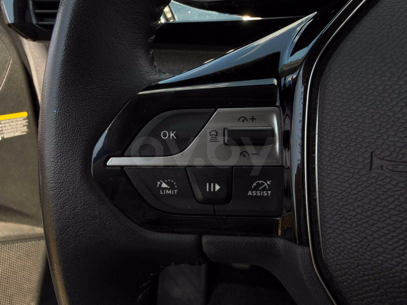 Peugeot 308 фото 8