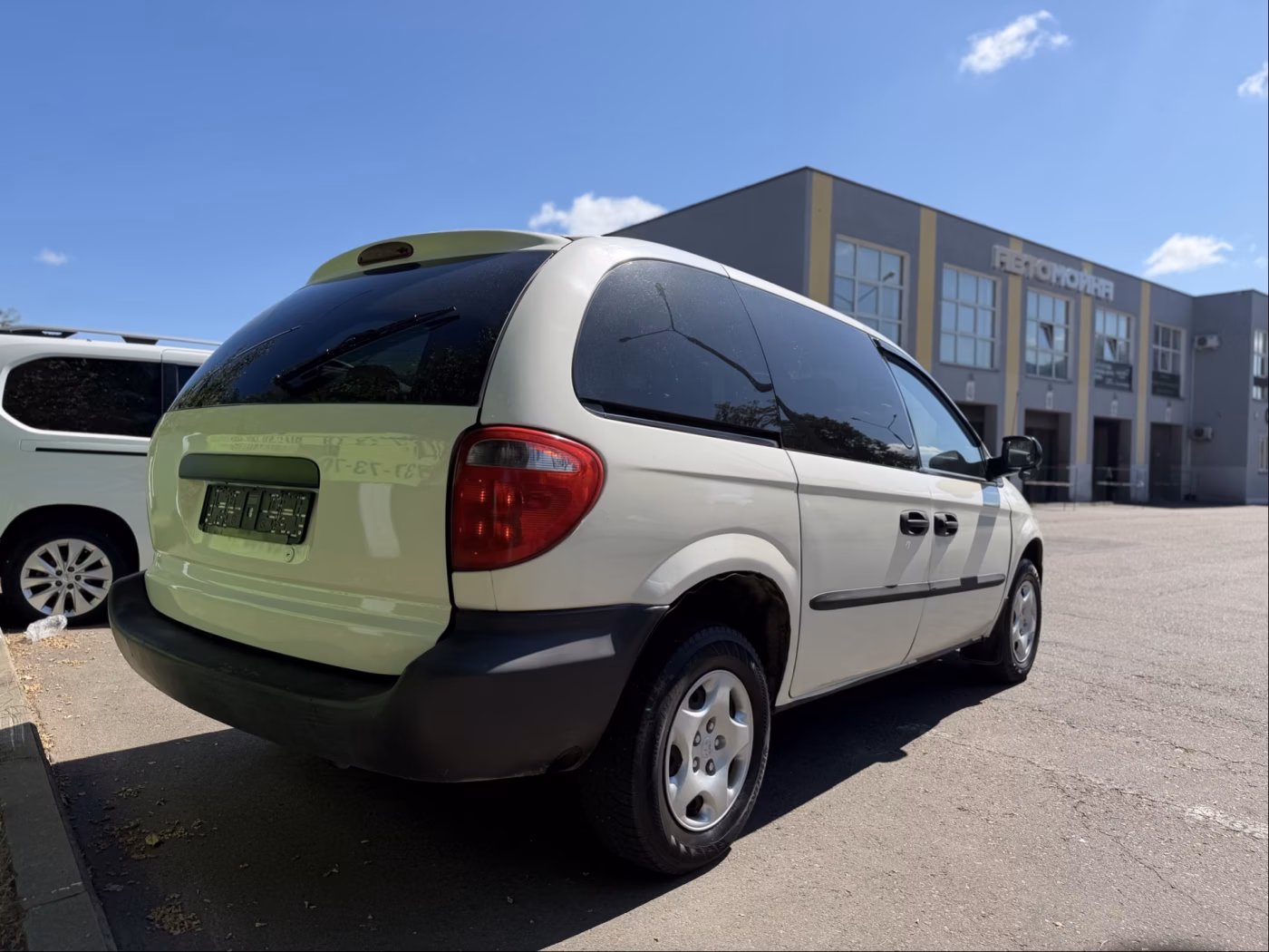Dodge Caravan фото 6