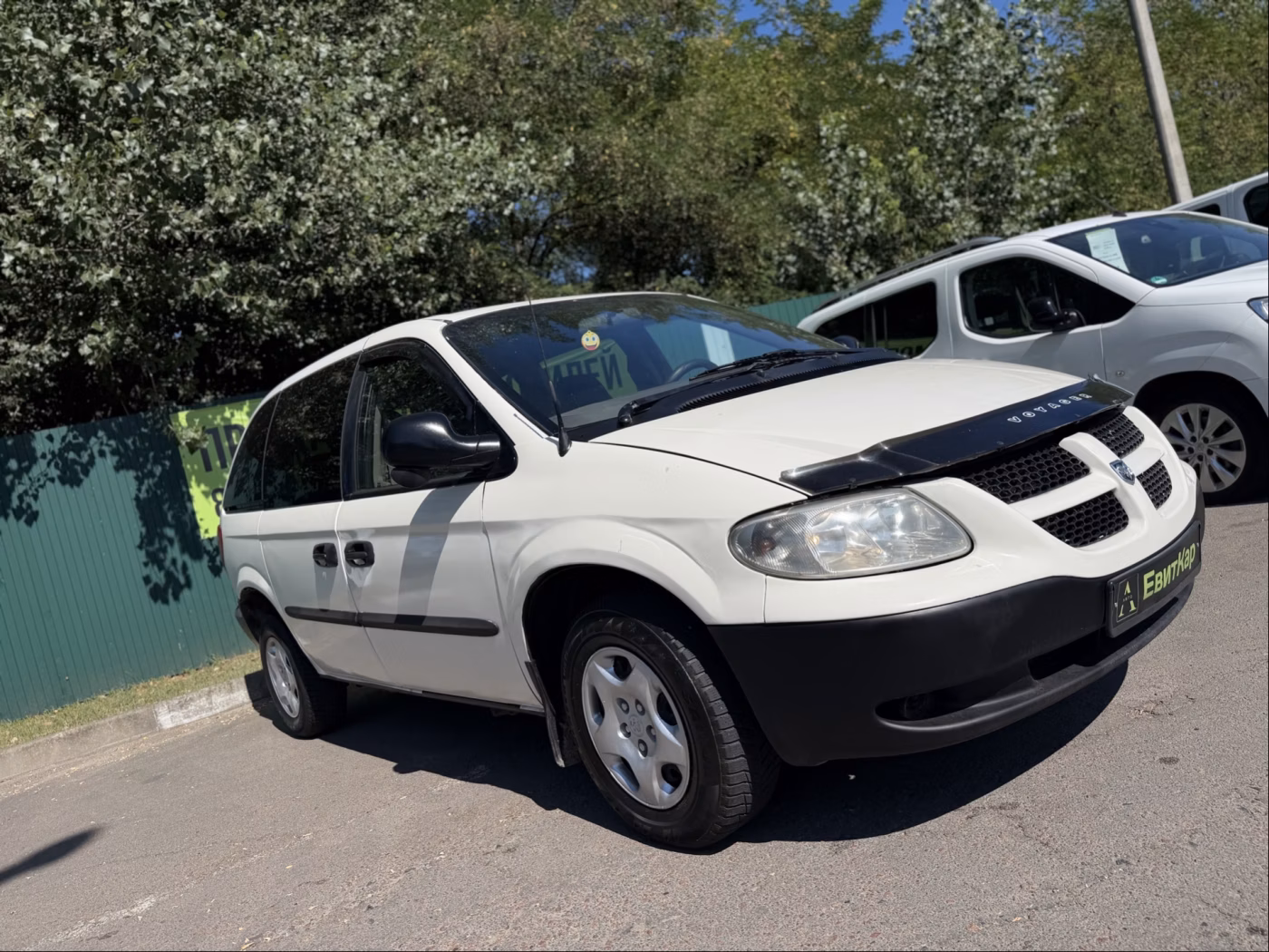 Dodge Caravan фото 5