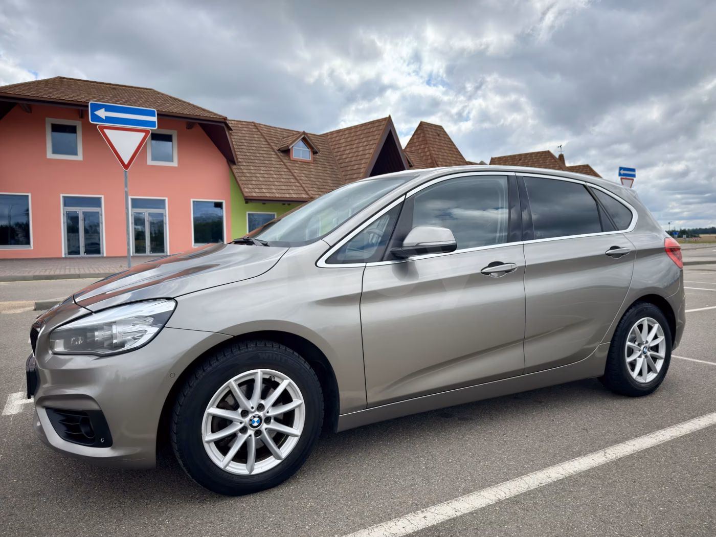 BMW 2 серия Active Tourer фото 11