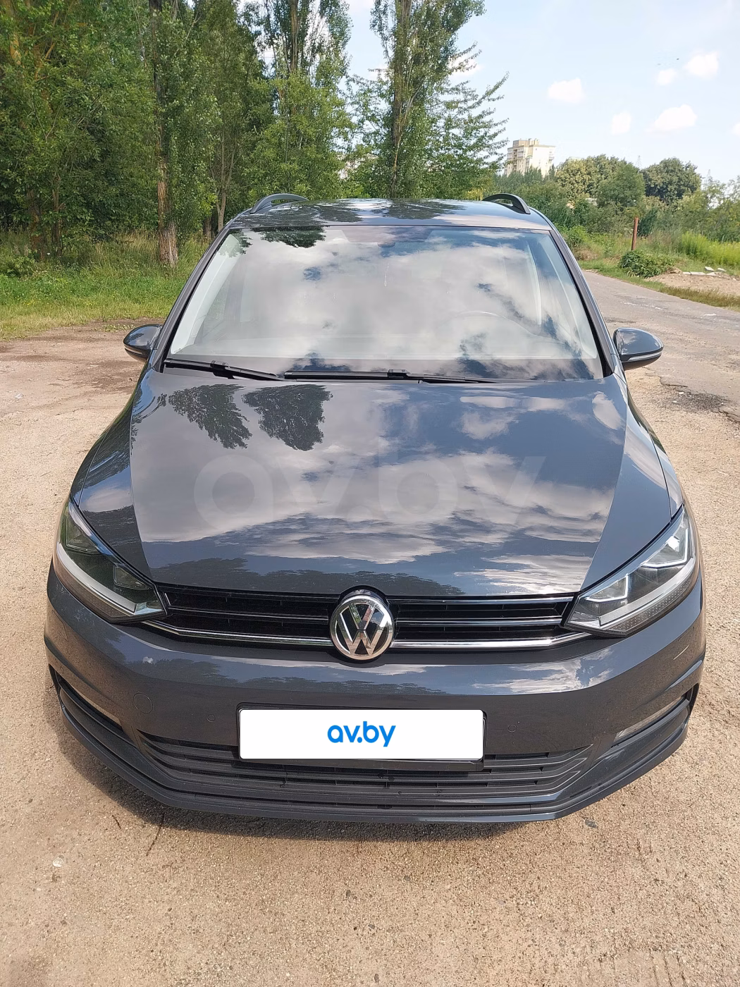 Volkswagen Touran фото 2