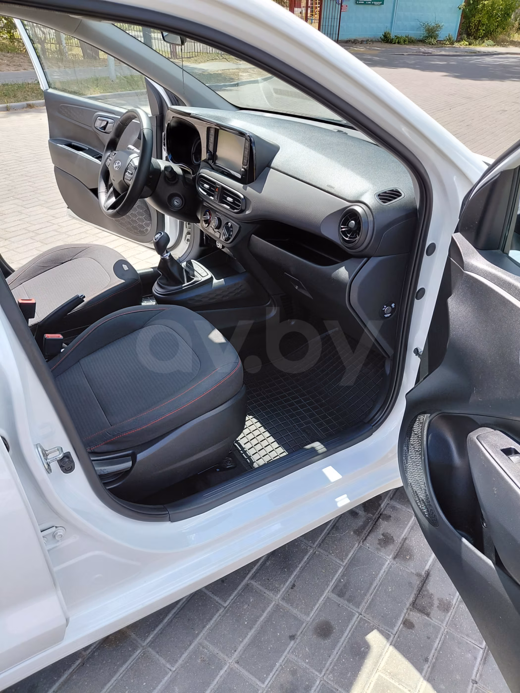 Hyundai i10 фото 14