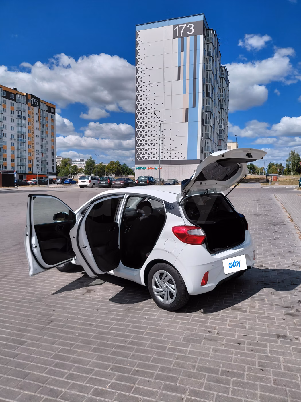 Hyundai i10 фото 19