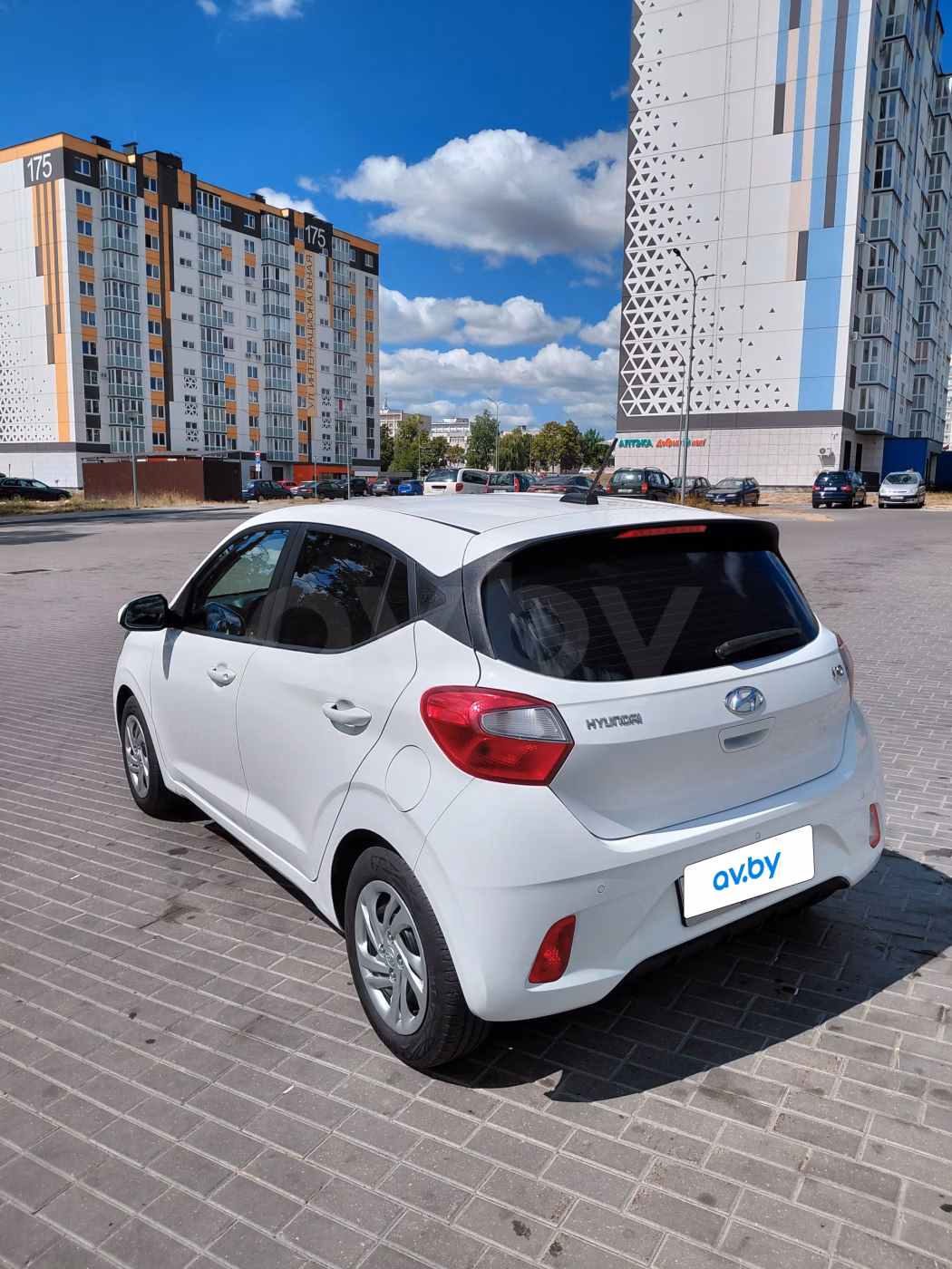 Hyundai i10 фото 13