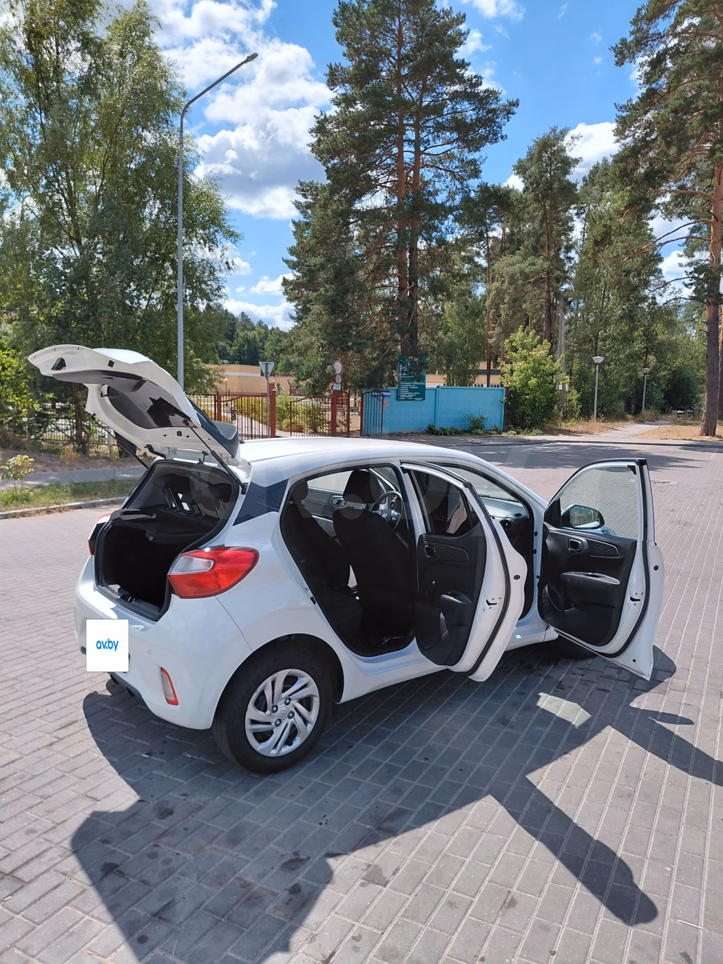 Hyundai i10 фото 20