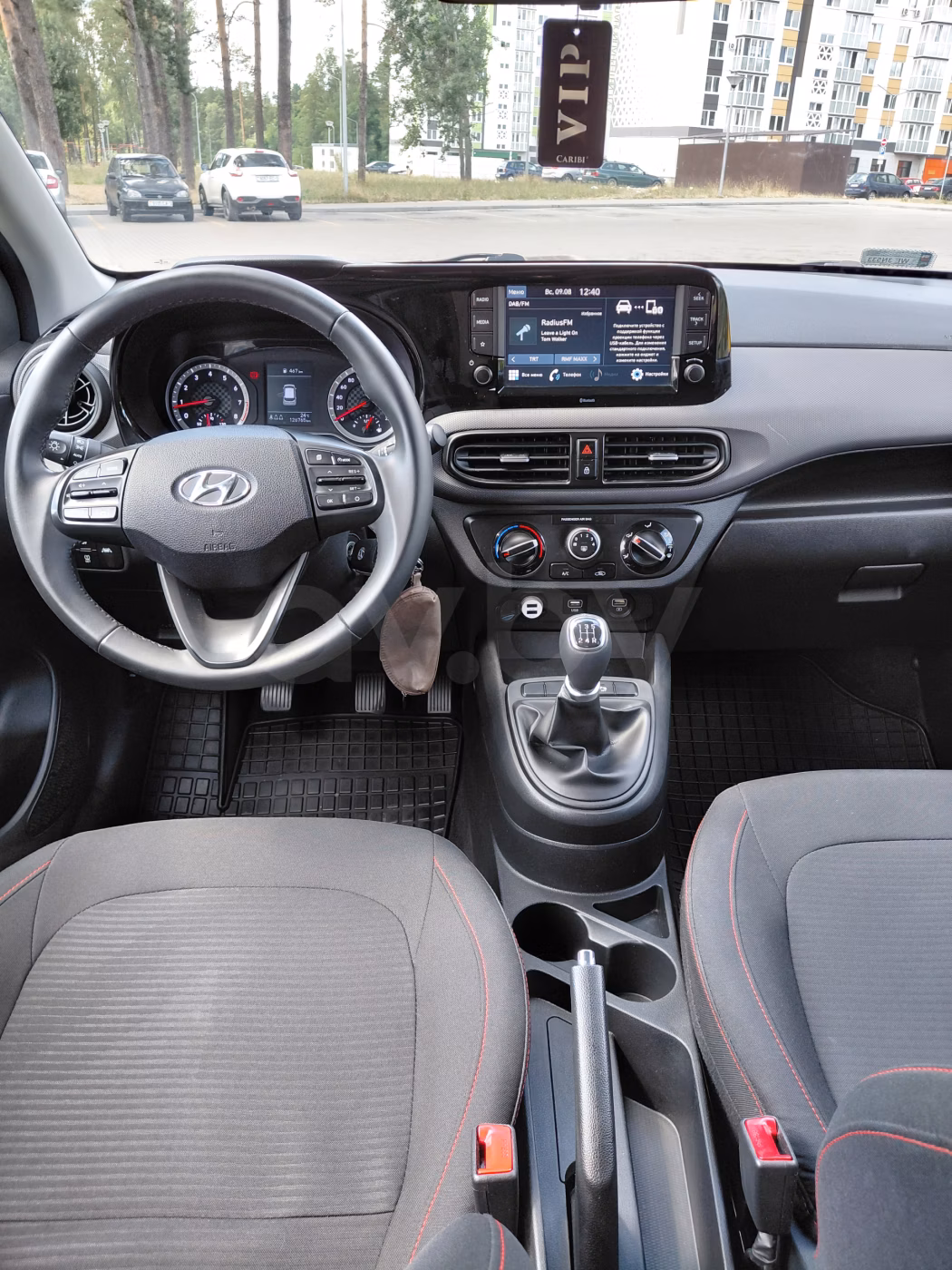 Hyundai i10 фото 2