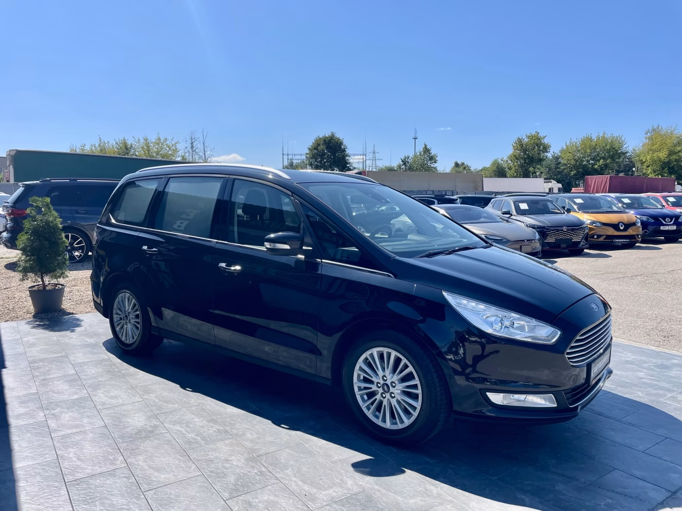 Ford Galaxy фото 3