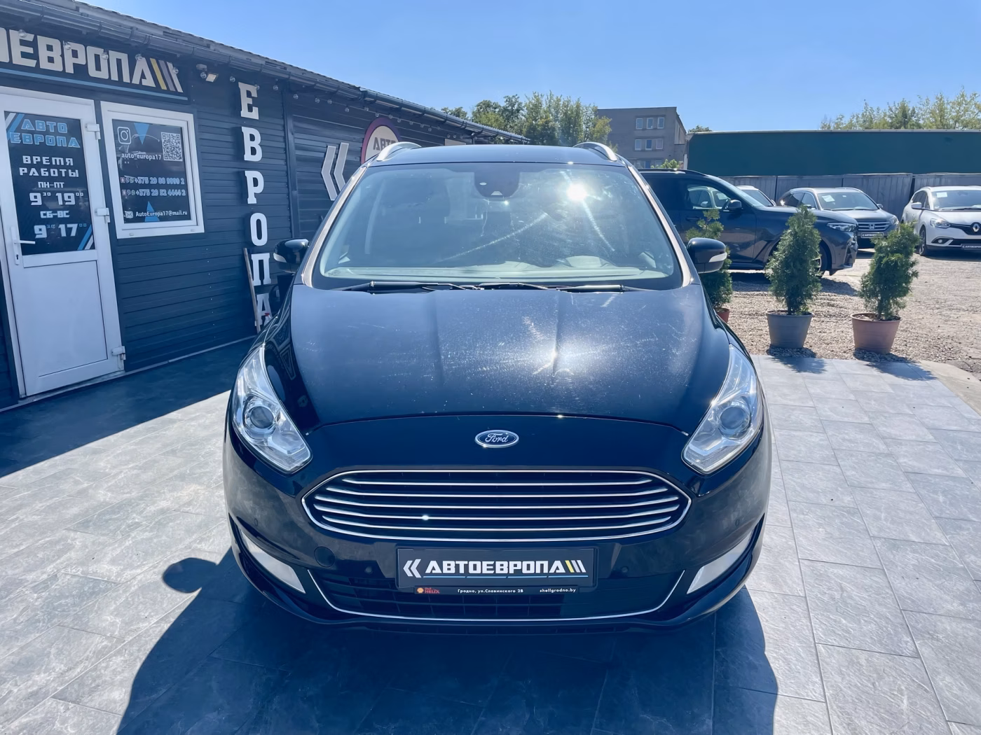 Ford Galaxy фото 2