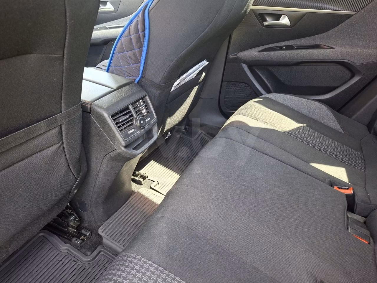 Peugeot 3008 фото 12