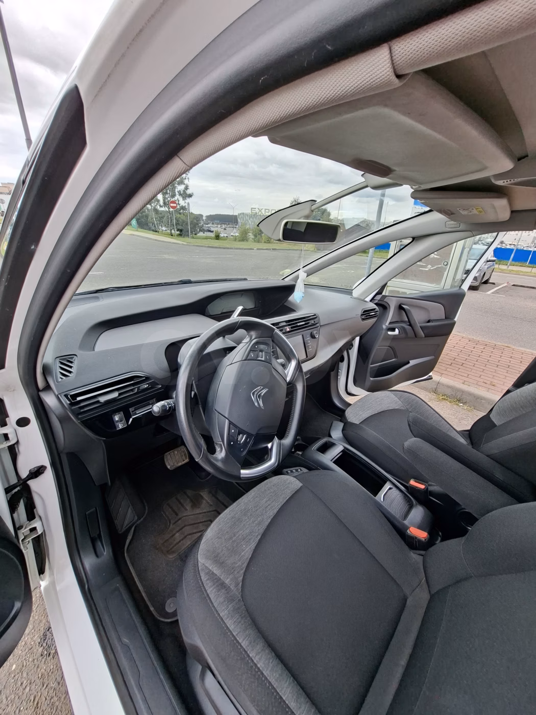 Citroen C4 Spacetourer фото 11