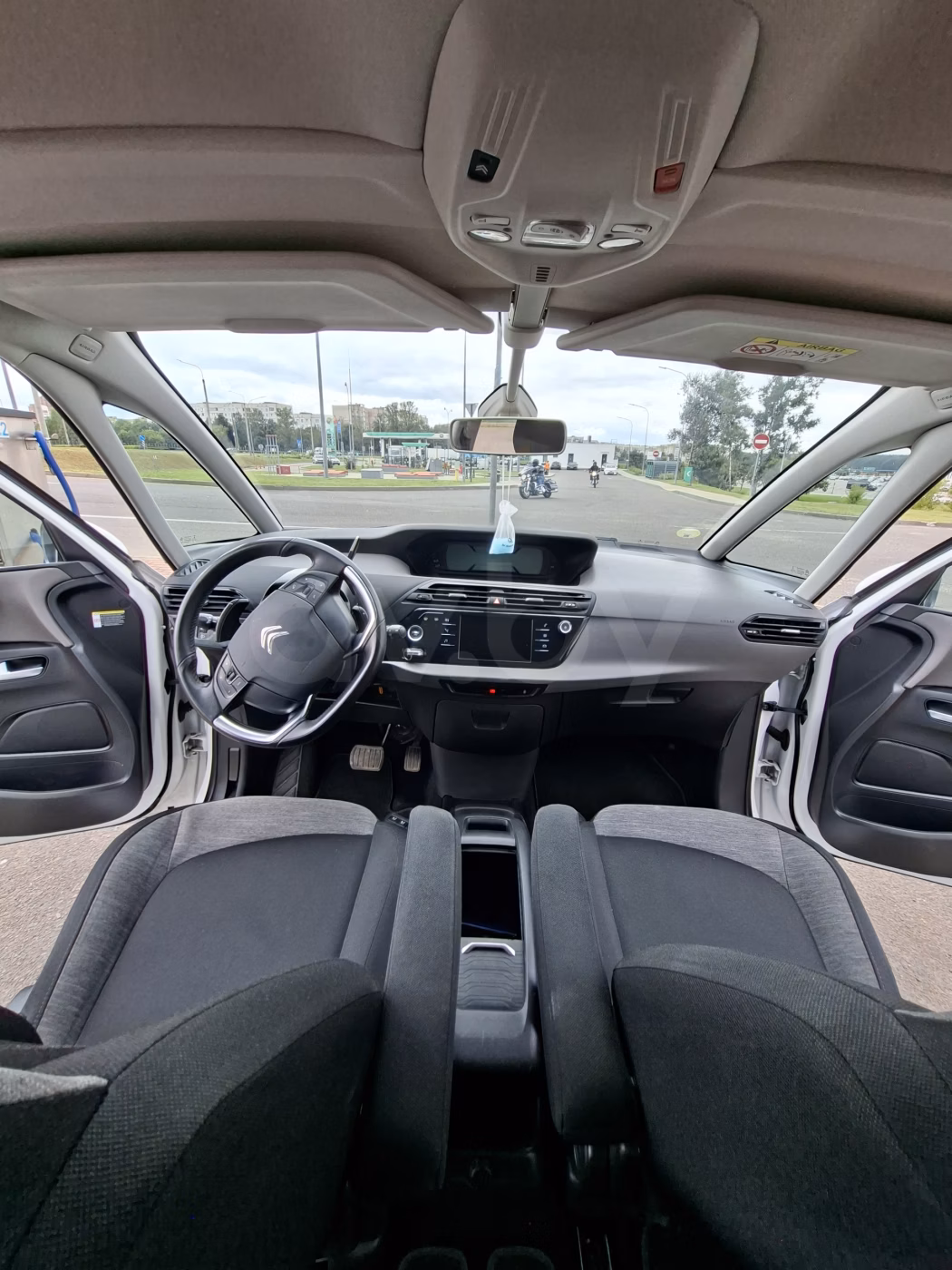 Citroen C4 Spacetourer фото 13