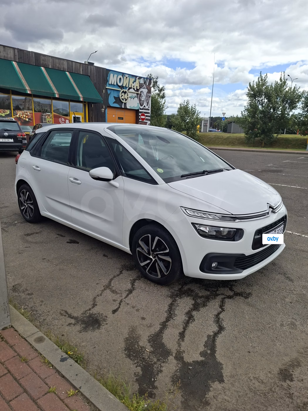 Citroen C4 Spacetourer фото 9