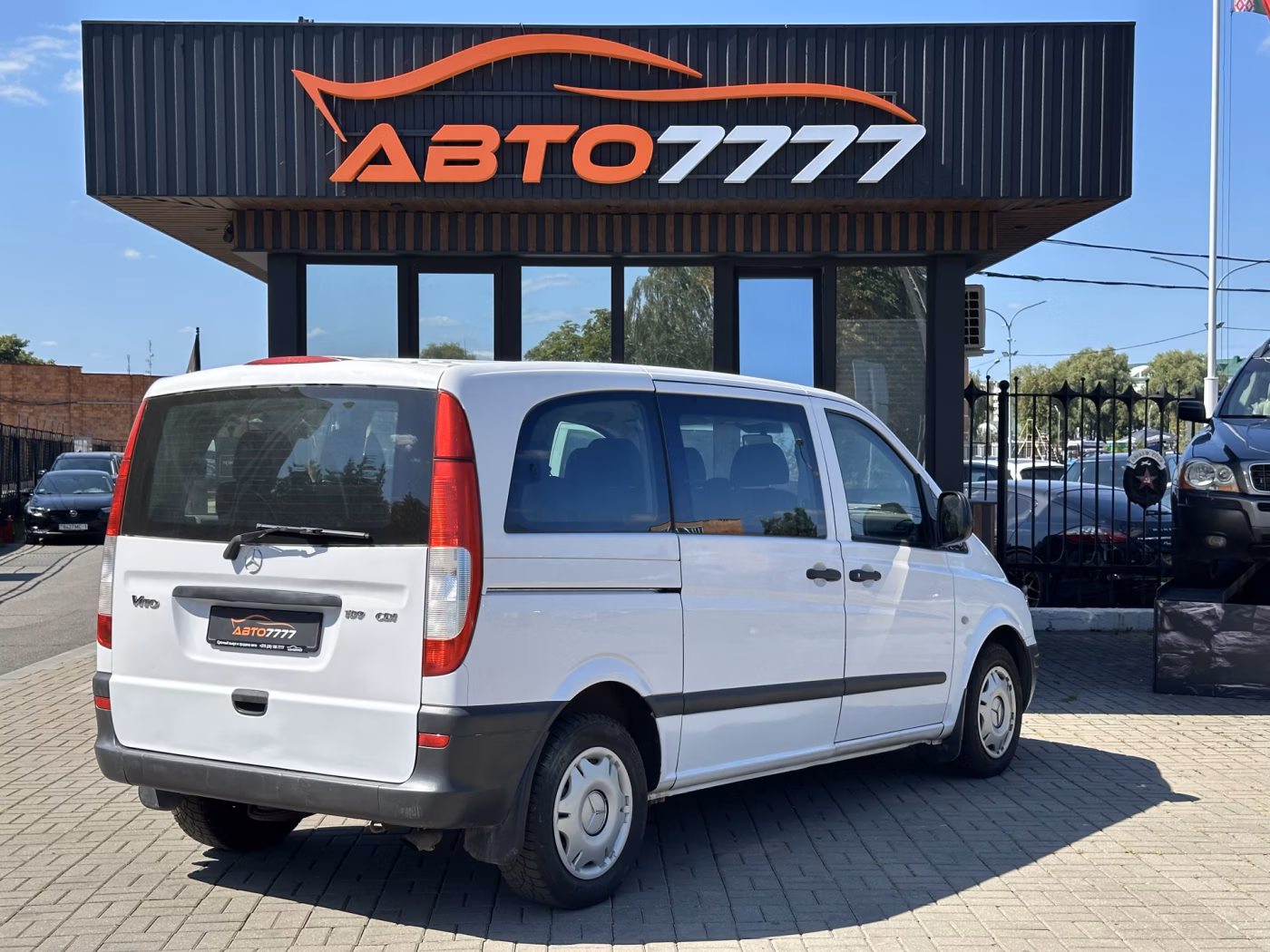 Mercedes-Benz Vito фото 2