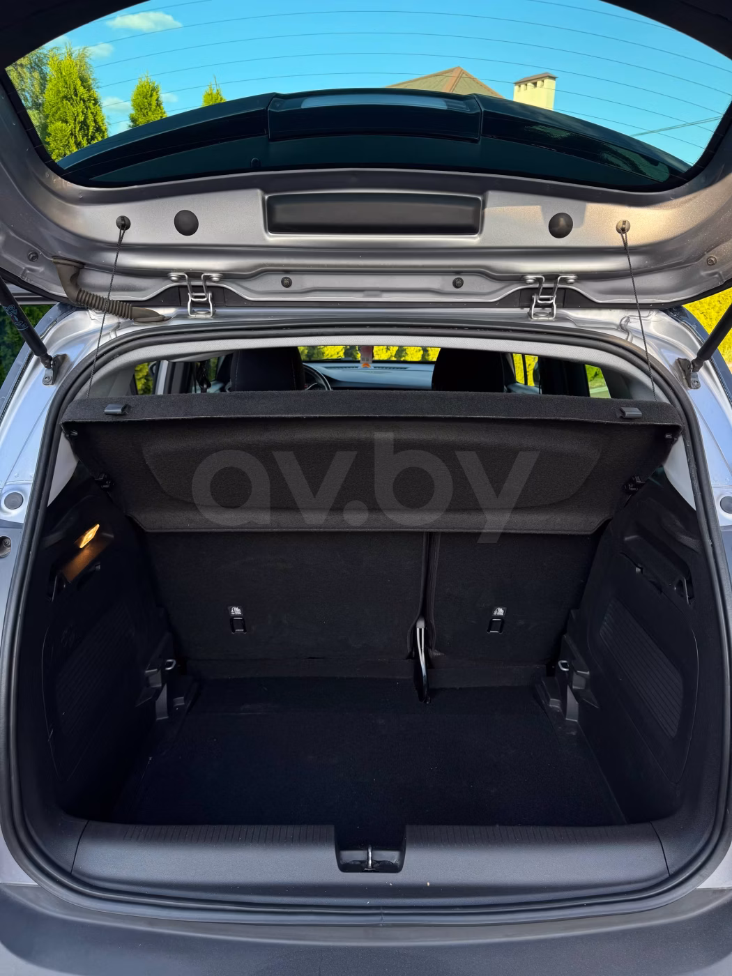 Opel Crossland X фото 12