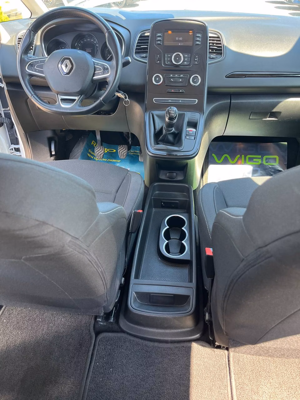 Renault Grand Scenic фото 12