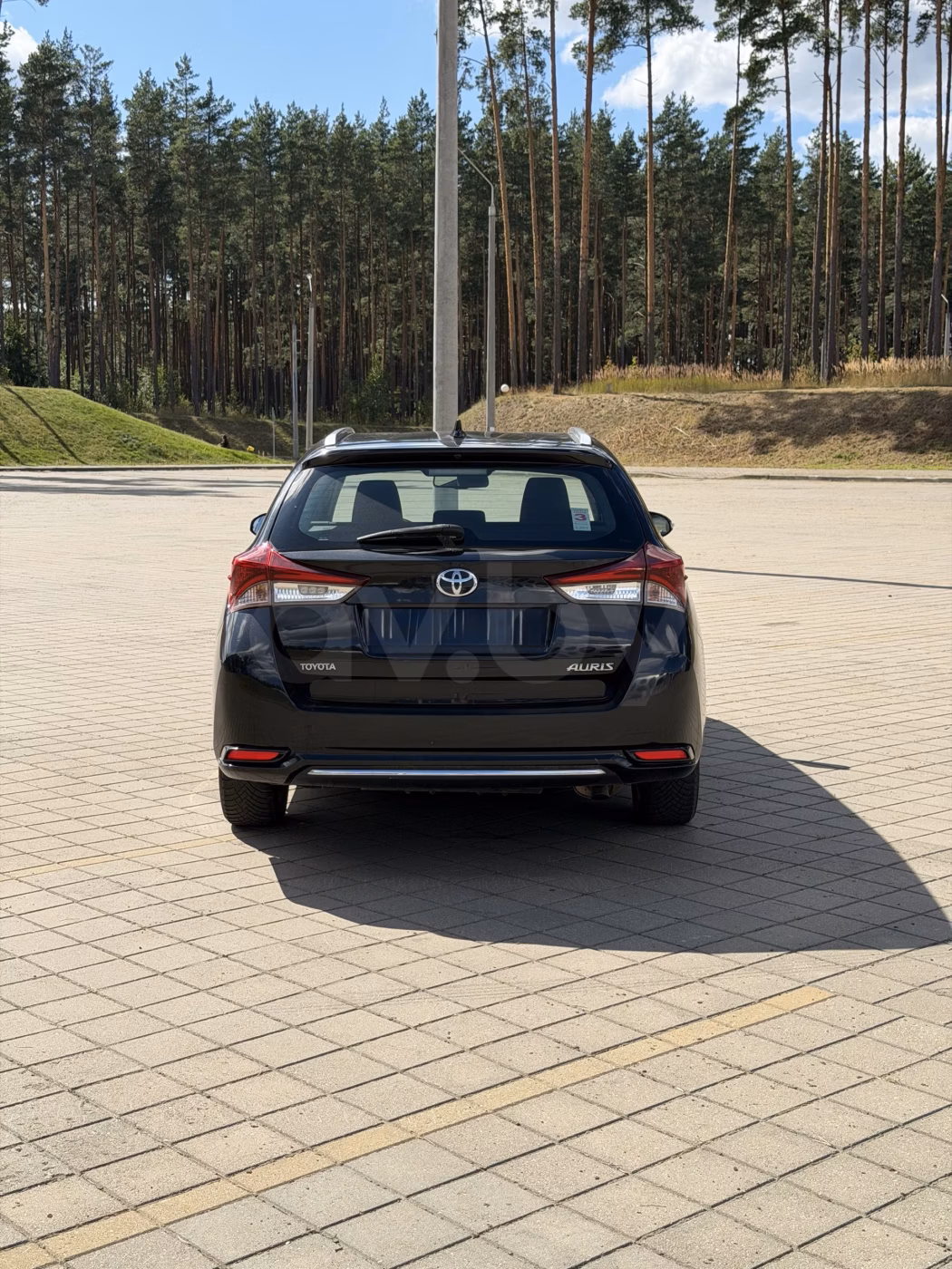 Toyota Auris фото 6