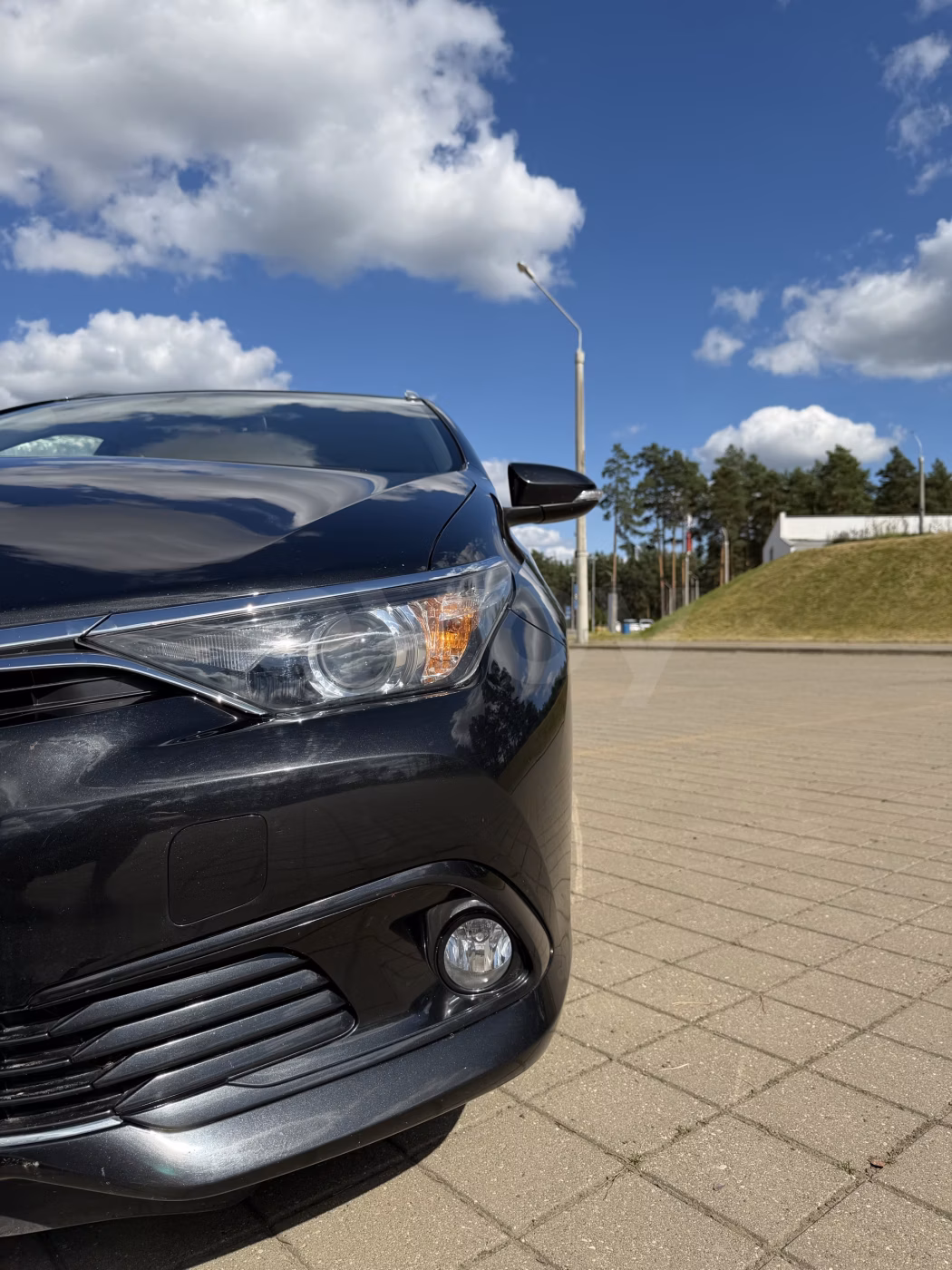 Toyota Auris фото 9