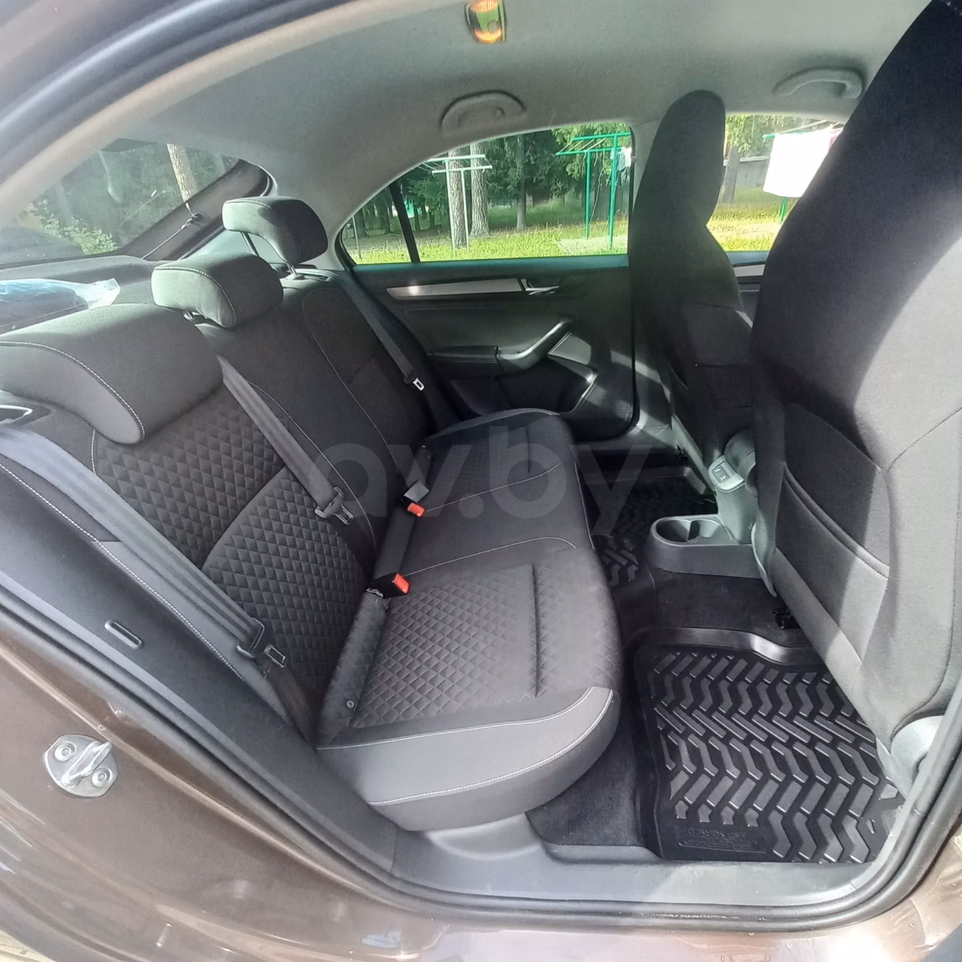 Skoda Rapid фото 5