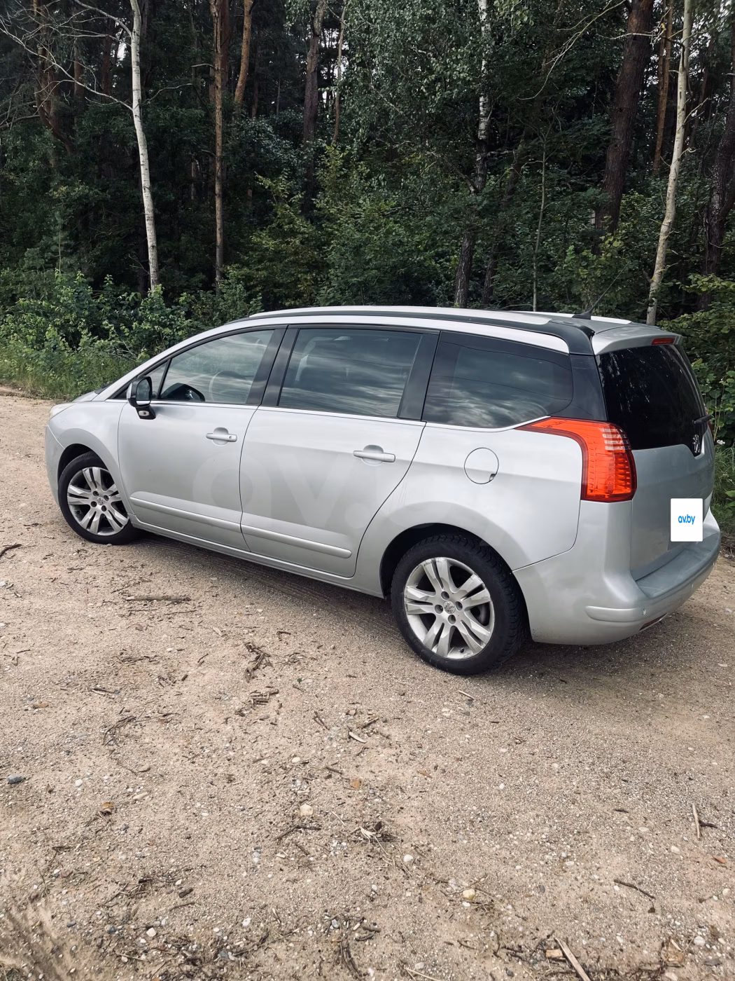 Peugeot 5008 фото 5
