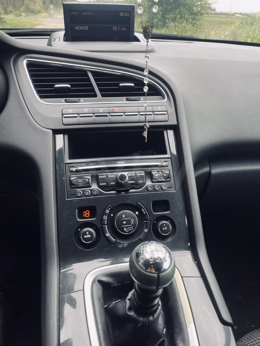Peugeot 5008 фото 16