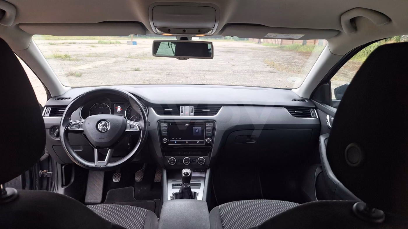 Skoda Octavia фото 8
