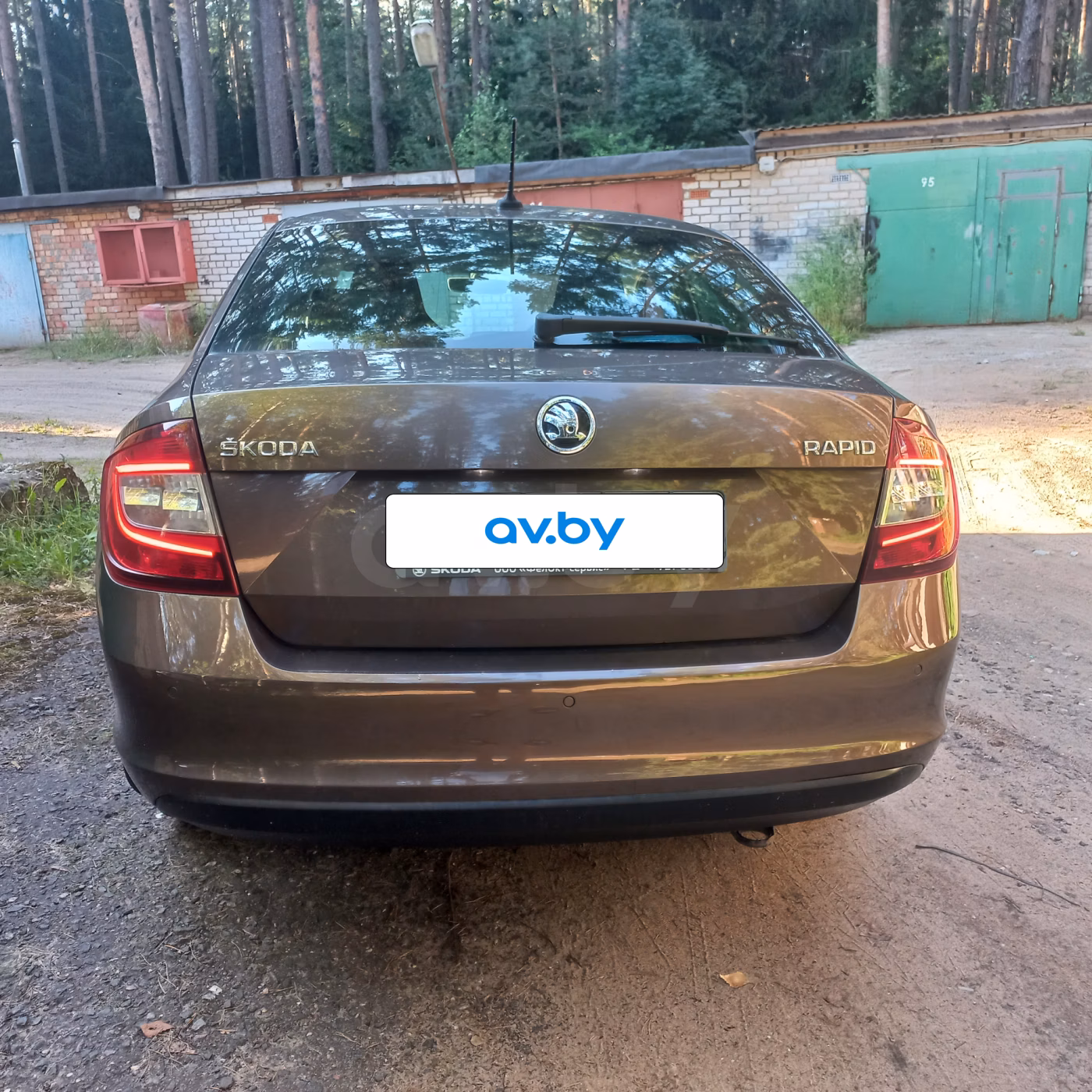 Skoda Rapid фото 18
