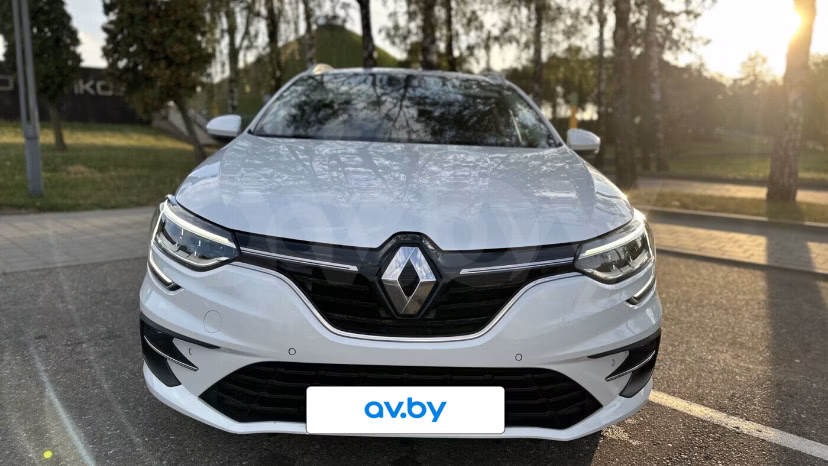 Renault Megane фото 2