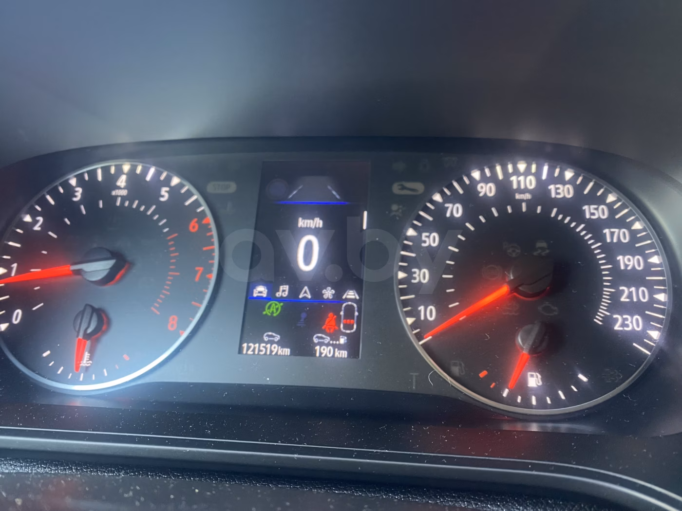 Renault Megane фото 9