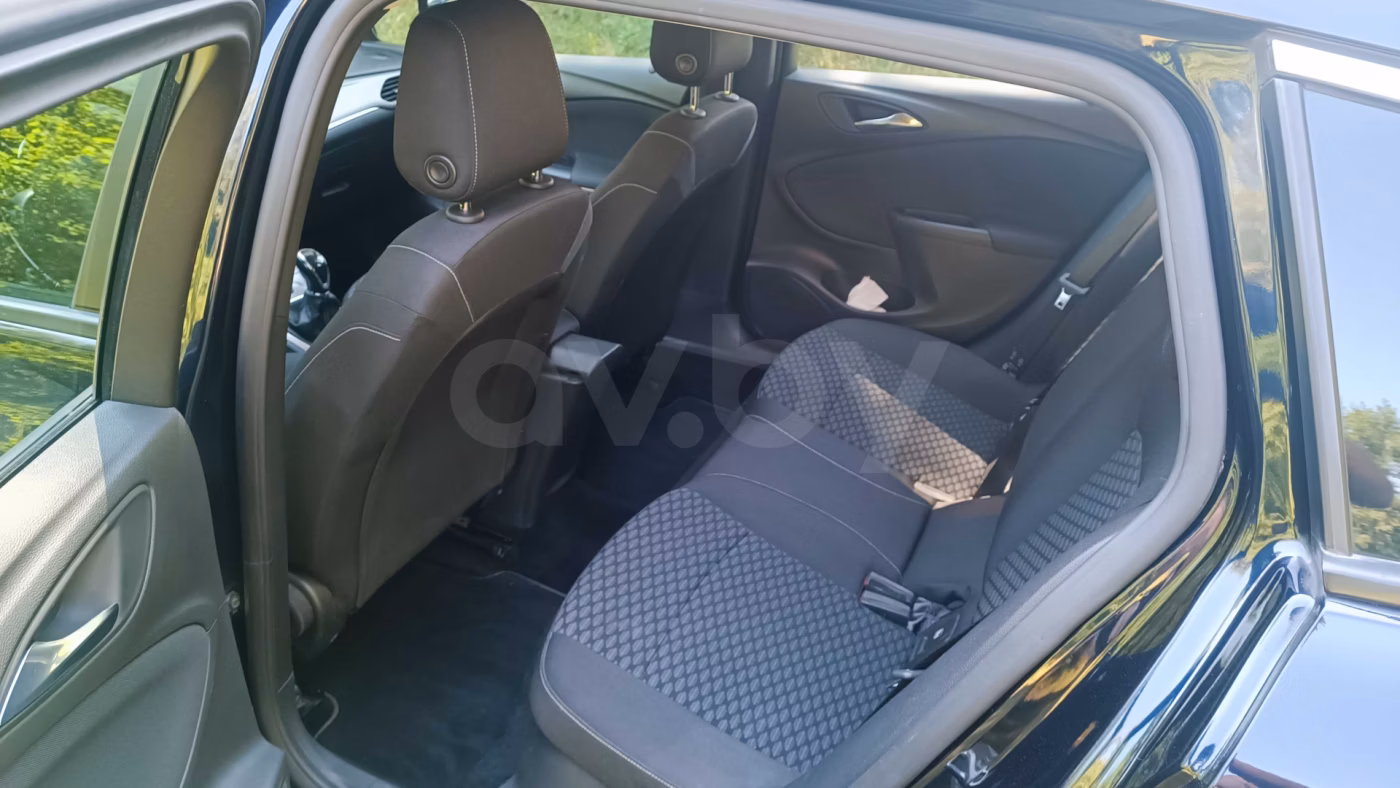 Opel Astra фото 7