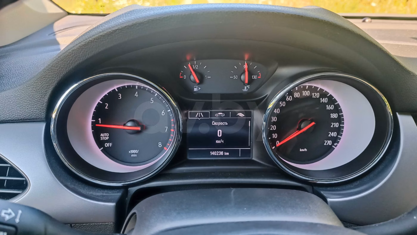 Opel Astra фото 9