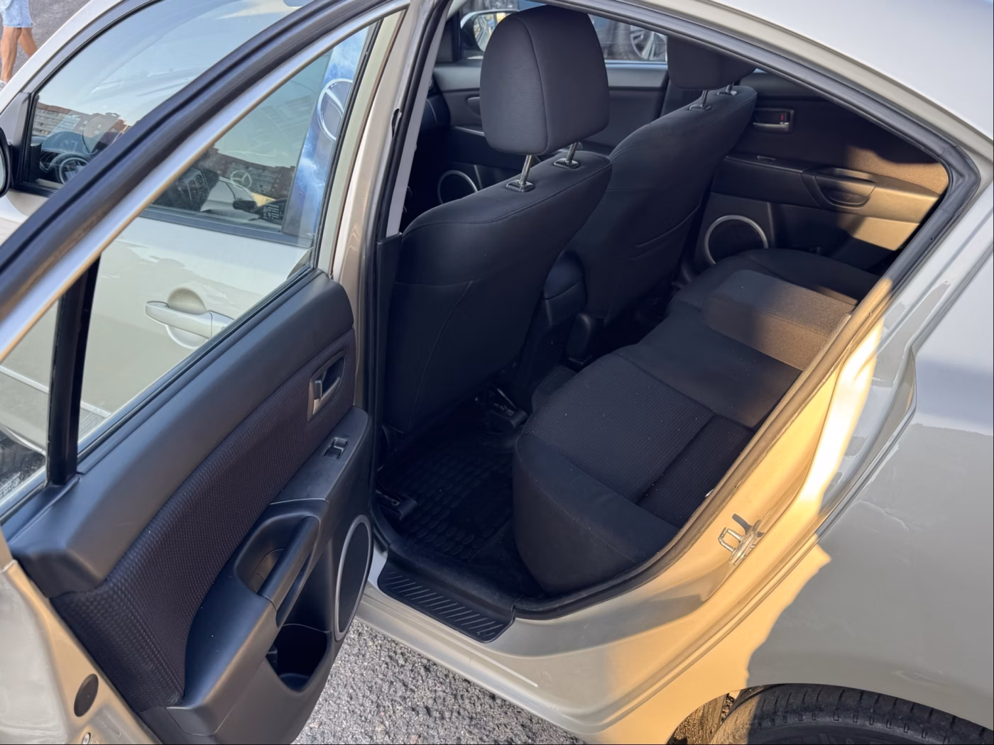 Mazda 3 фото 19