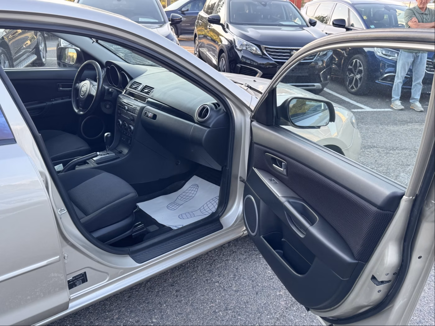 Mazda 3 фото 14