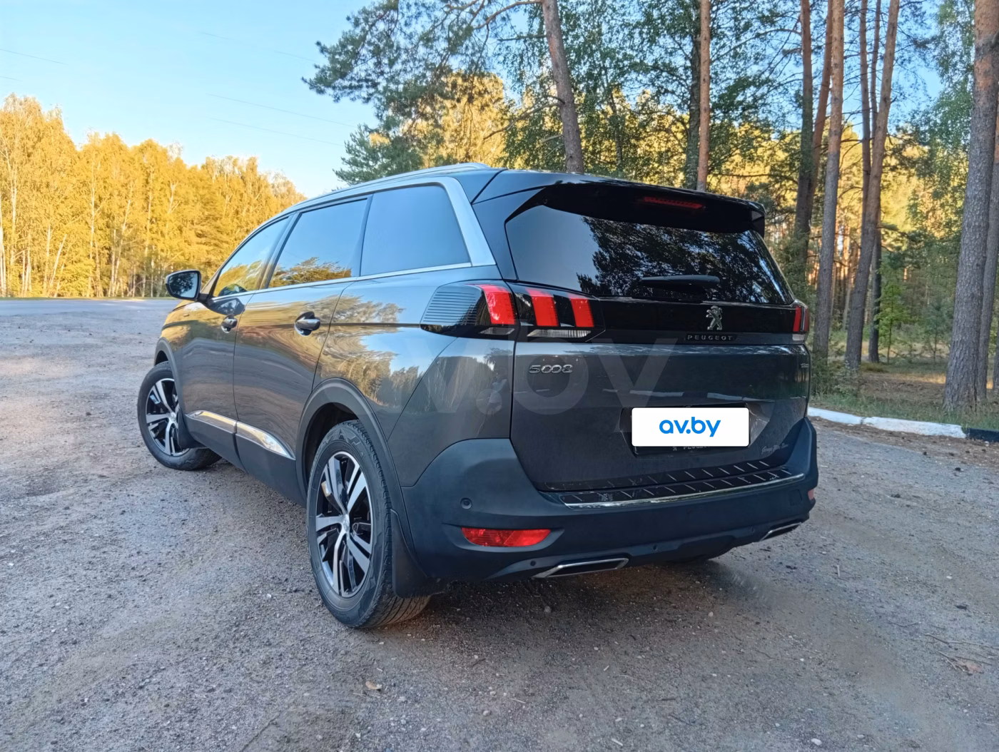 Peugeot 5008 фото 5