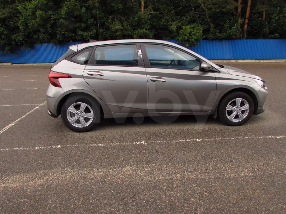 Hyundai i20 фото 3