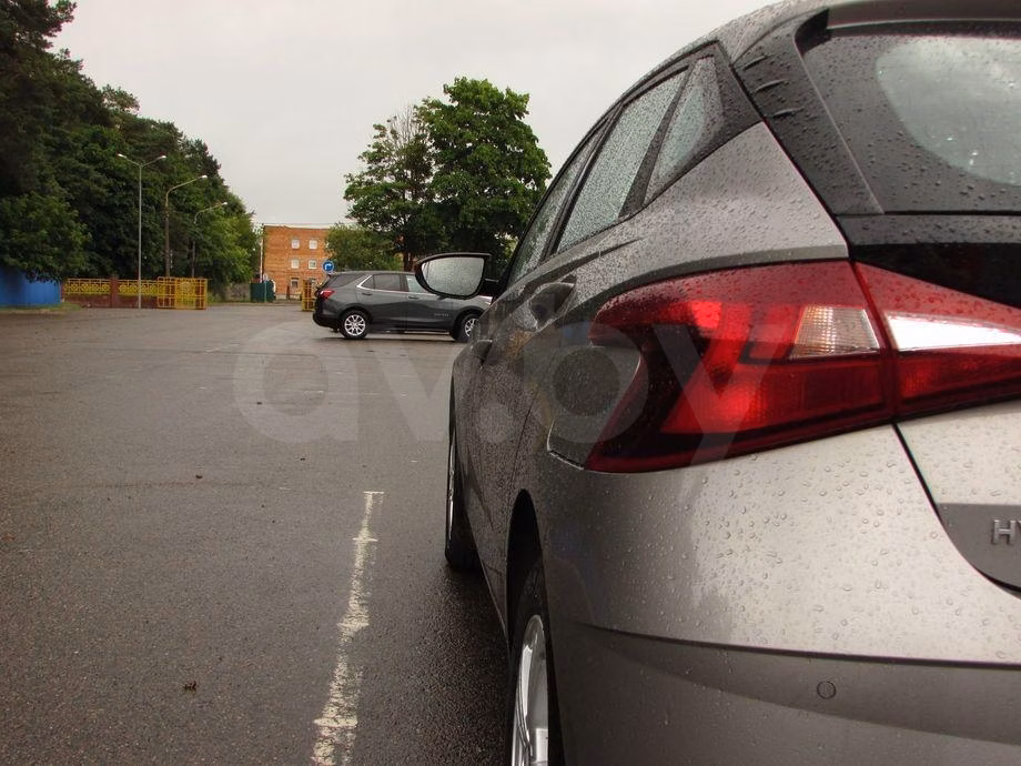 Hyundai i20 фото 8