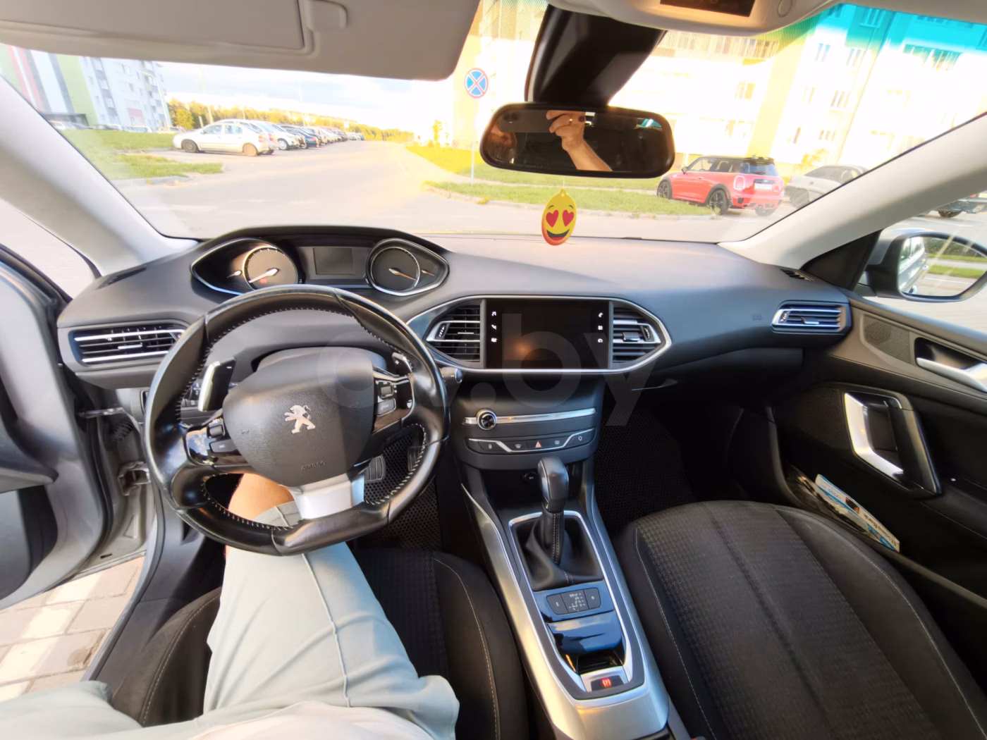 Peugeot 308 фото 11