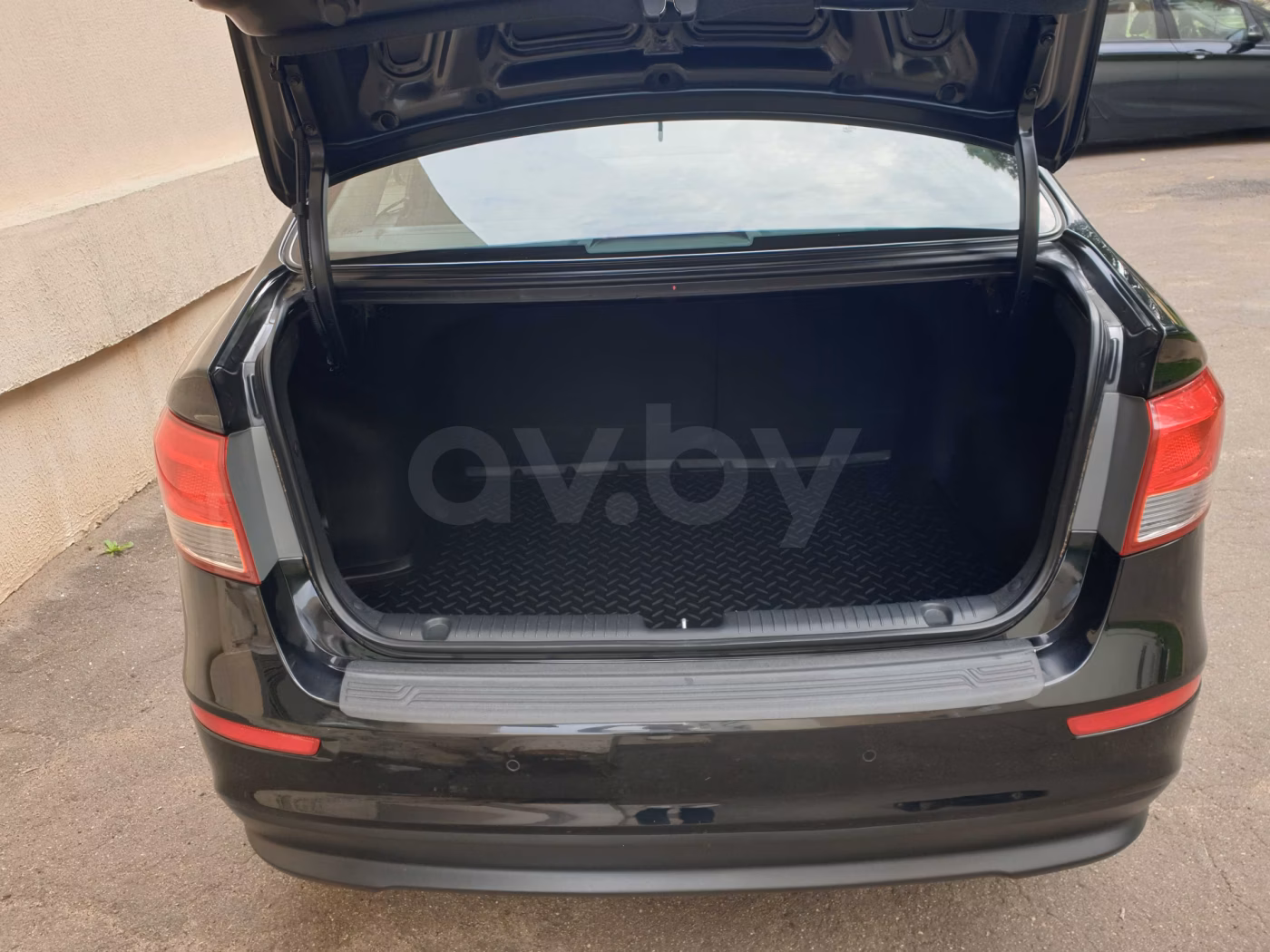 Kia Rio фото 9