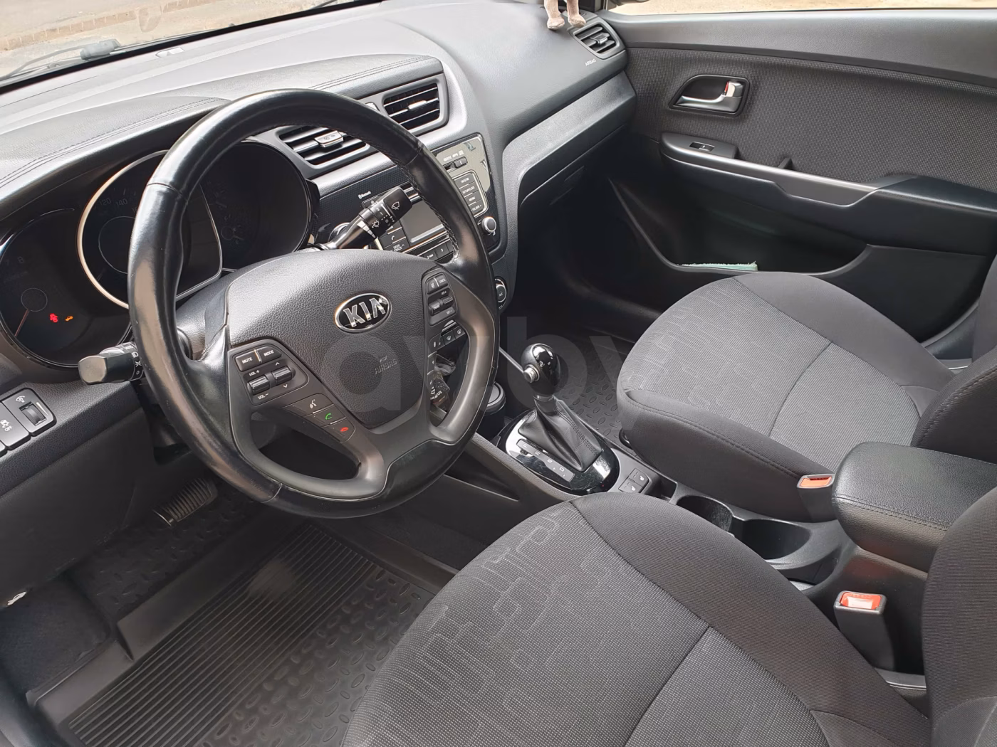 Kia Rio фото 7