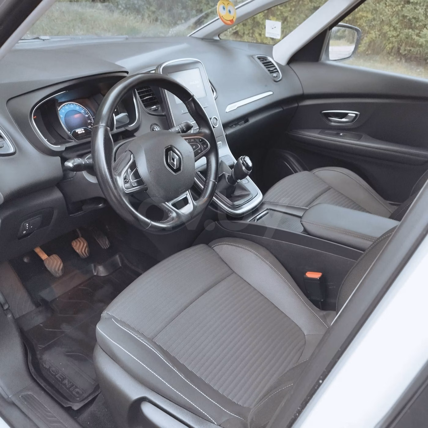 Renault Scenic фото 15