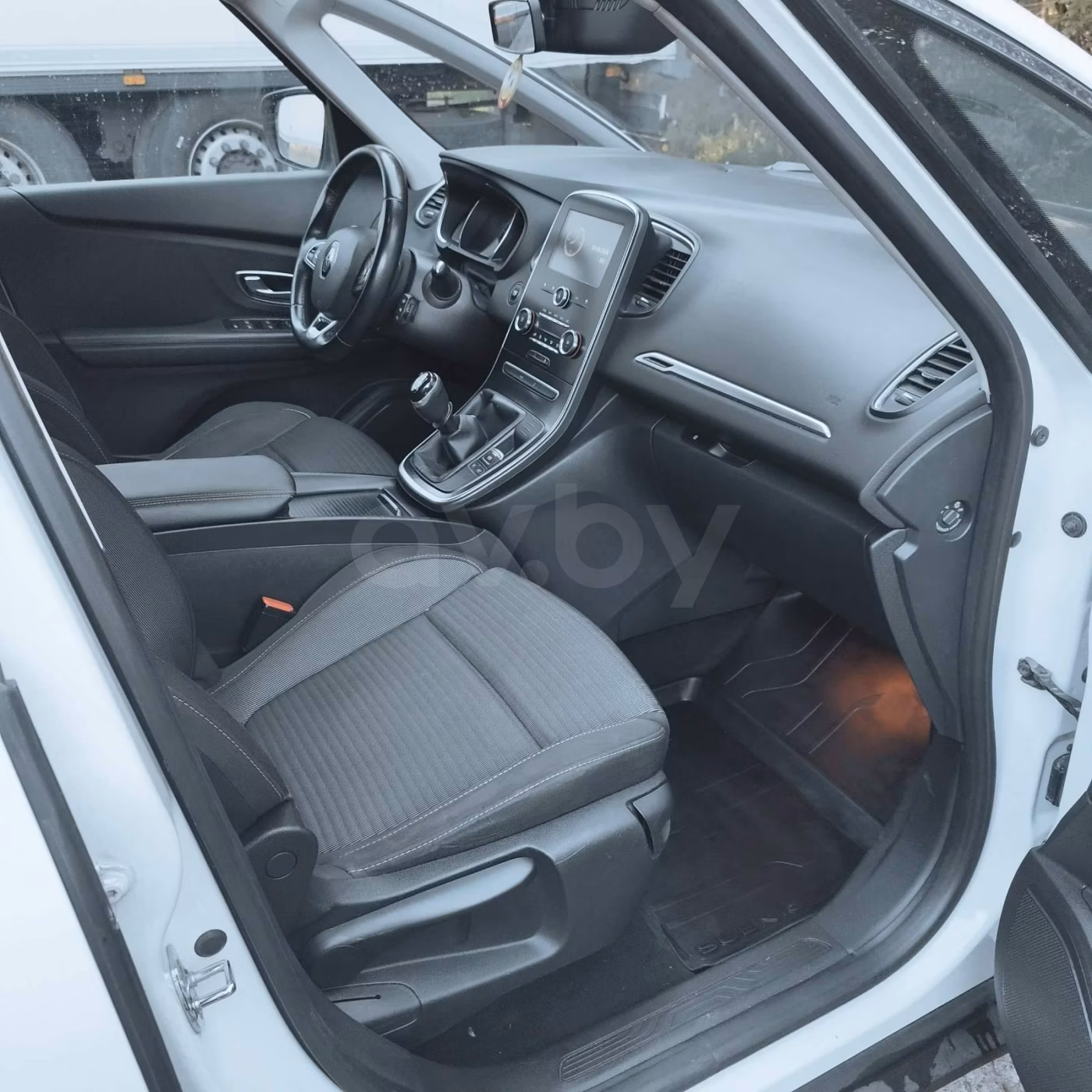 Renault Scenic фото 22